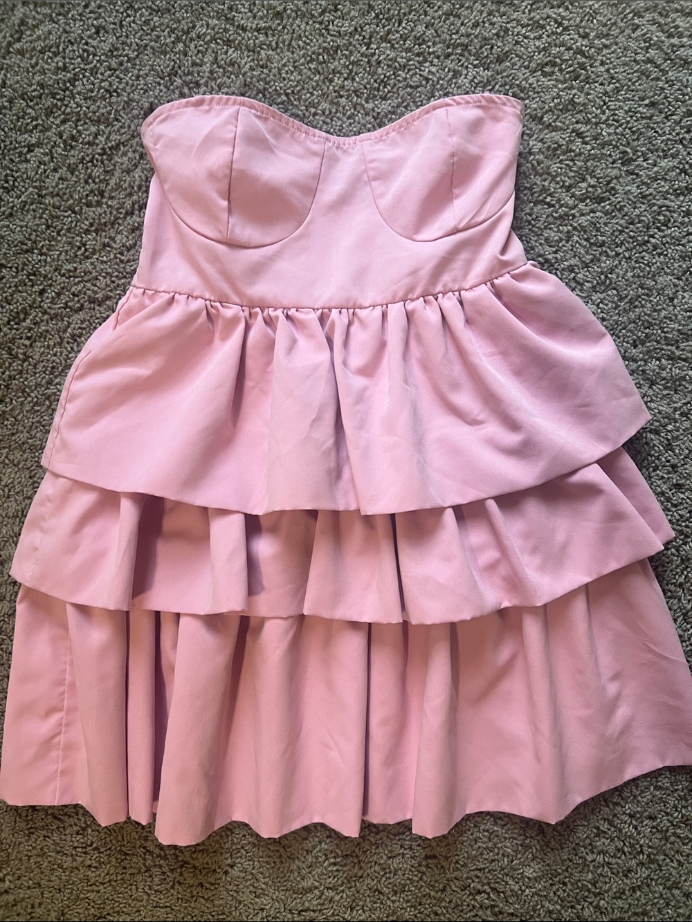 PrettyLittleThing Strapless Layered Pink Dress Size 6